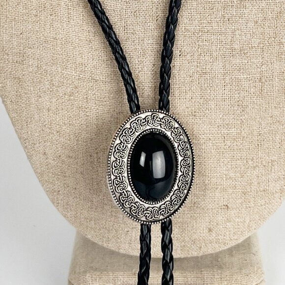 Vintage Bolo Tie Leather Silver Boho Western Cowgirl Bohemian Necklace Accessory - Picture 4 of 10